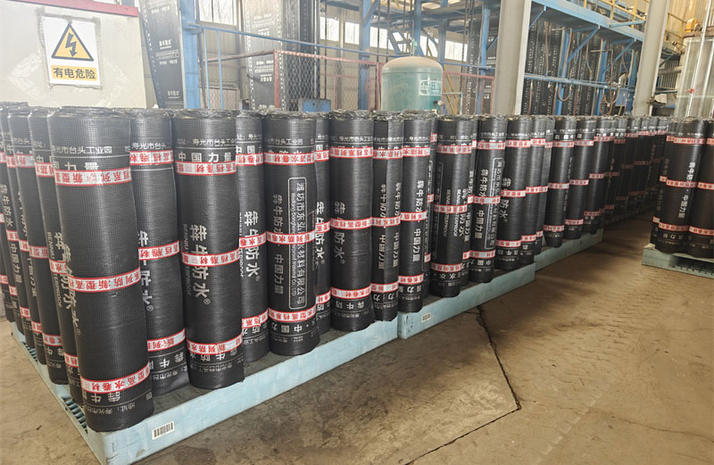 PE膜改性沥青防水卷材